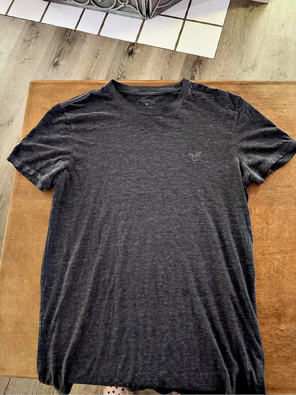 American eagle Short Sleeve Tee in Black Size Small